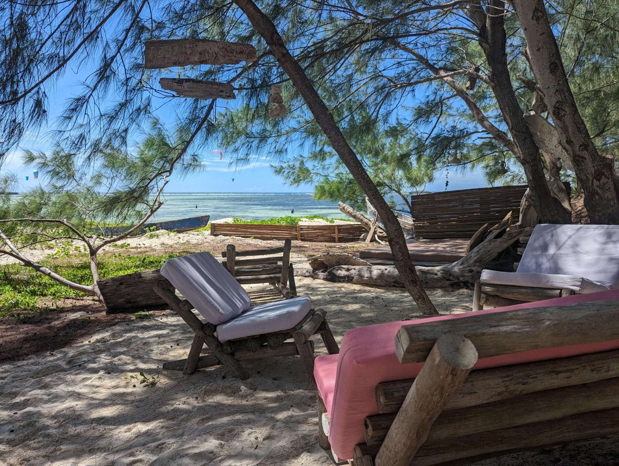 Ocean Lodge Kite & Windsurf Antsiranana Luaran gambar