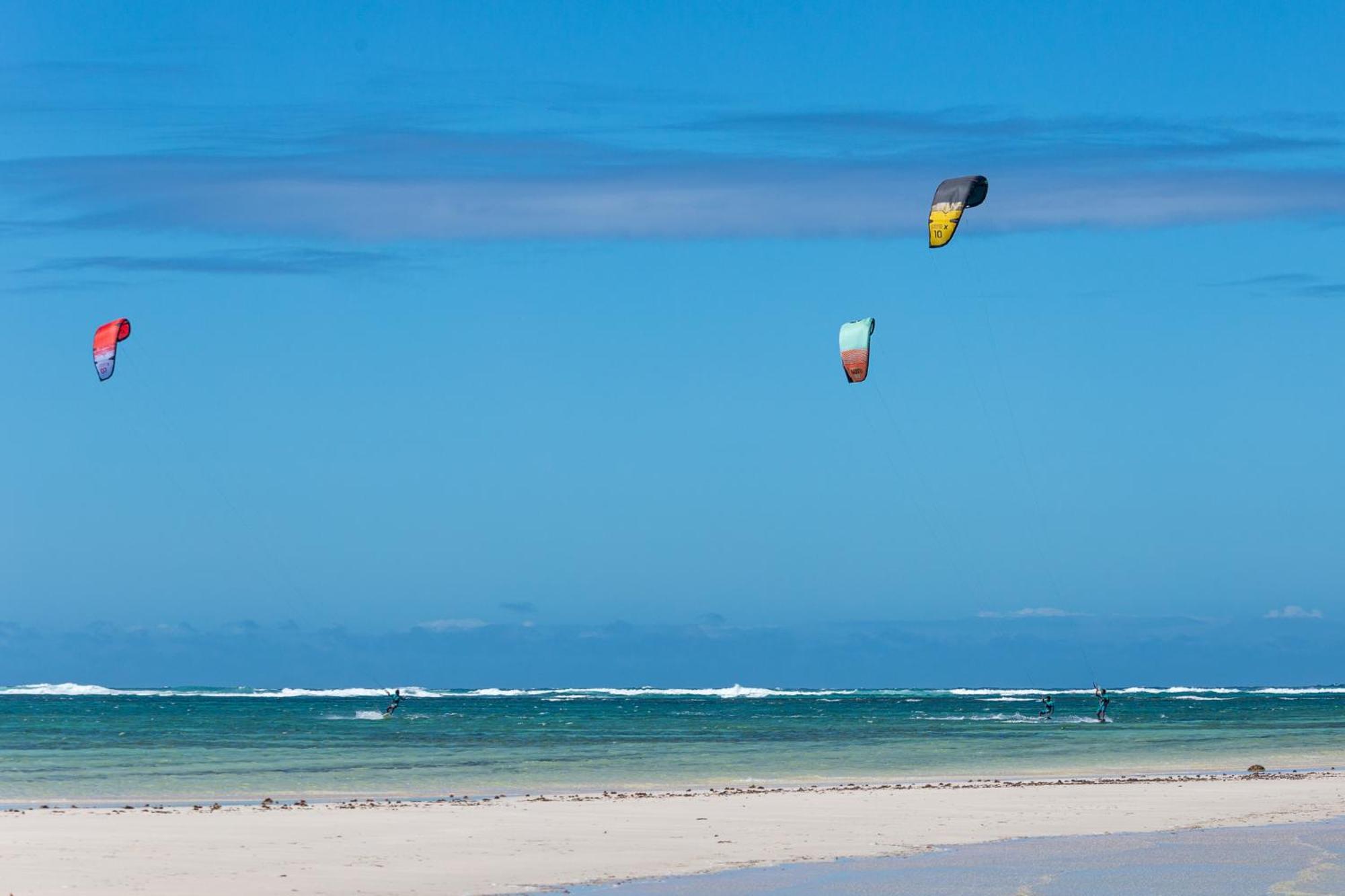 Ocean Lodge Kite & Windsurf Antsiranana Luaran gambar